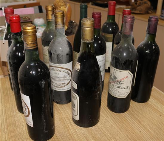 12 bottles of mixed red wines, 1970s and 80s